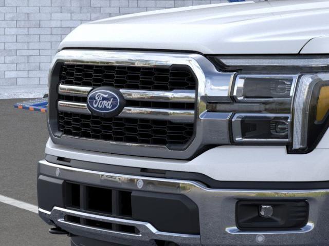 New 2026 Star White Metallic Tri-Coat Ford Lariat image 39