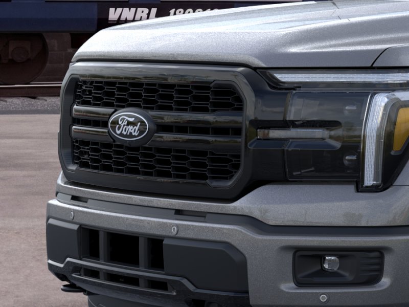 New 2026 Carbonized Gray Metallic Ford LARIAT image 39