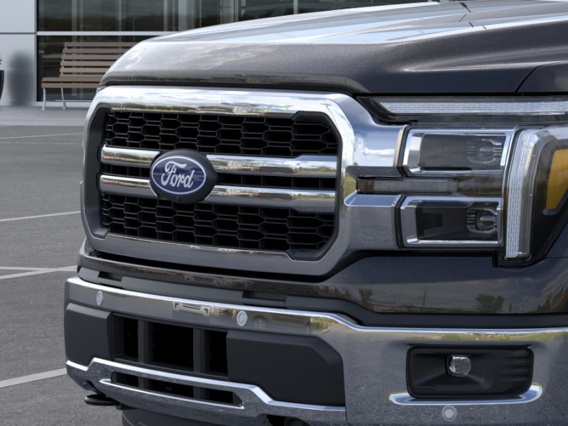 New 2025 Agate Black Metallic Ford Lariat® image 39