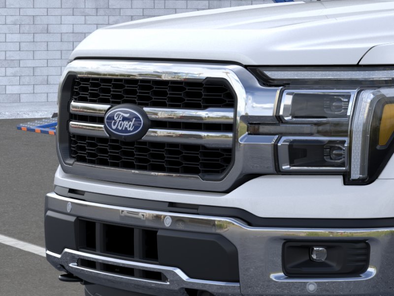 New 2026 Star White Metallic Tri-Coat Ford Lariat image 39
