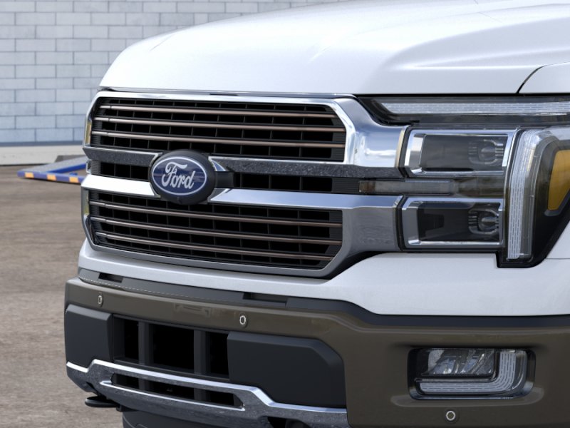 New 2026 Star White Metallic Tri-Coat Ford King Ranch image 39