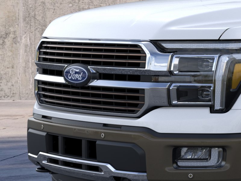 New 2026 Star White Metallic Tri-Coat Ford King Ranch image 39