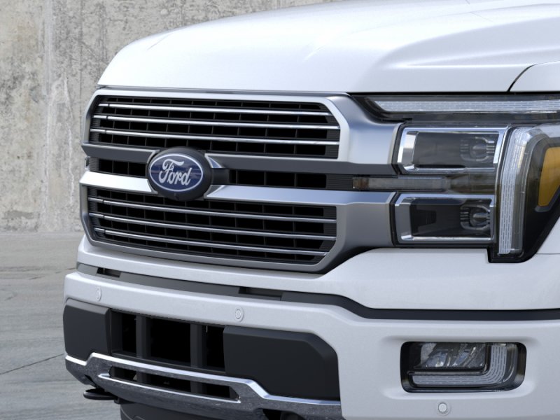 New 2026 Star White Metallic Tri-Coat Ford Platinum image 39