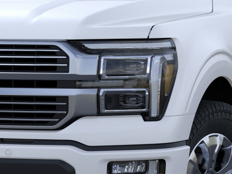 New 2026 Star White Metallic Tri-Coat Ford Platinum image 40