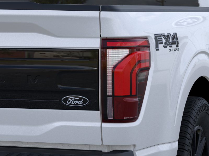 New 2026 Star White Metallic Tri-Coat Ford Platinum image 43