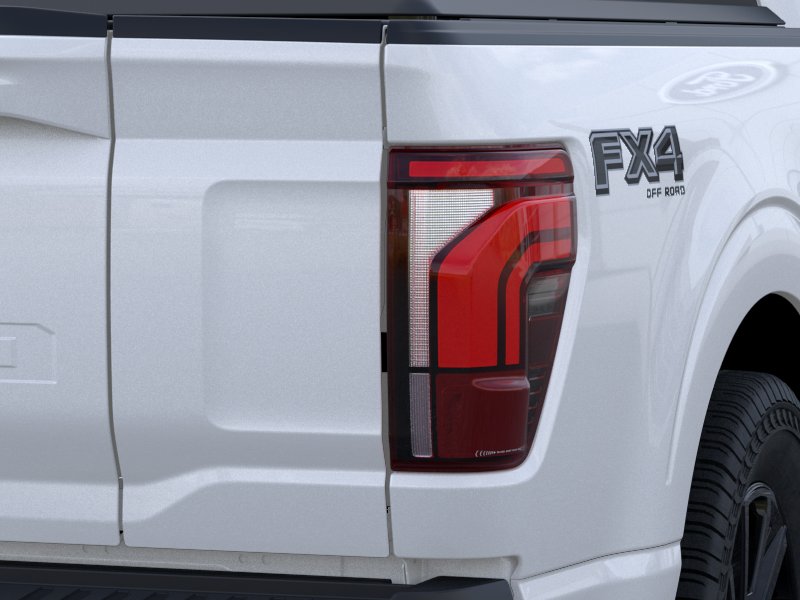 New 2025 Star White Metallic Tri-Coat Ford Platinum® image 43
