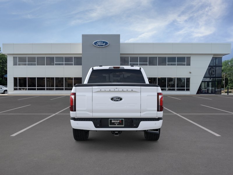 New 2025 Star White Metallic Tri-Coat Ford Platinum® image 27