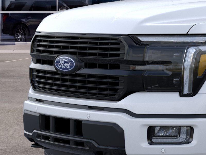 New 2026 Star White Metallic Tri-Coat Ford Platinum® image 39