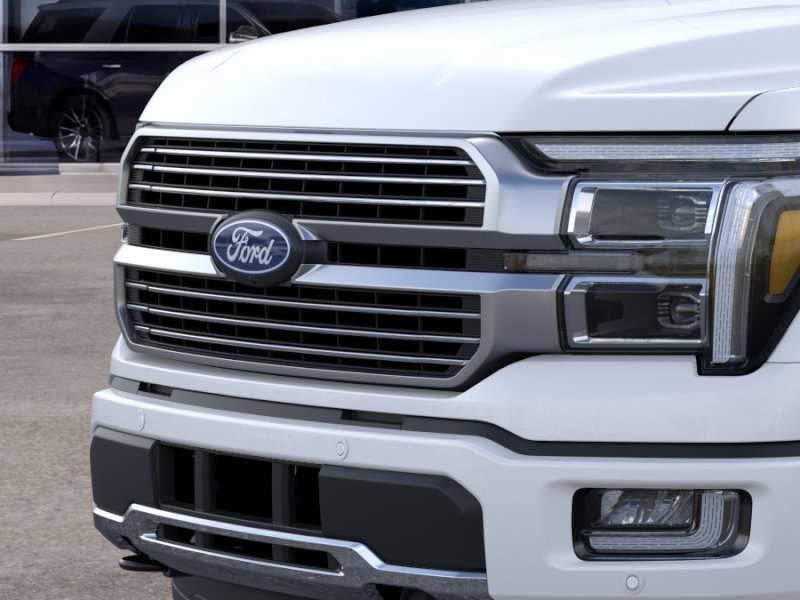 New 2026 Star White Metallic Tri-Coat Ford Platinum® image 39