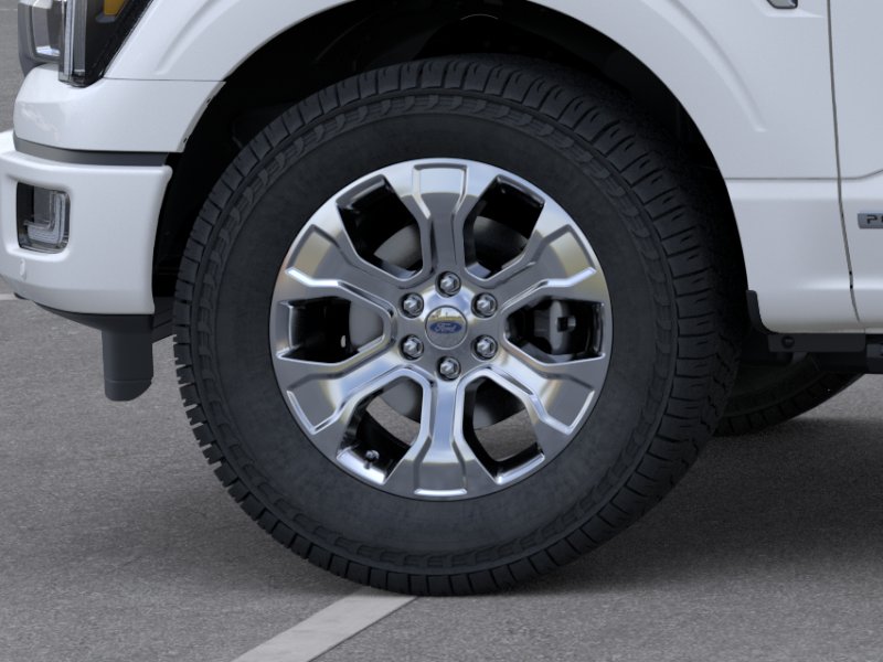 New 2026 Star White Metallic Tri-Coat Ford Platinum® image 41