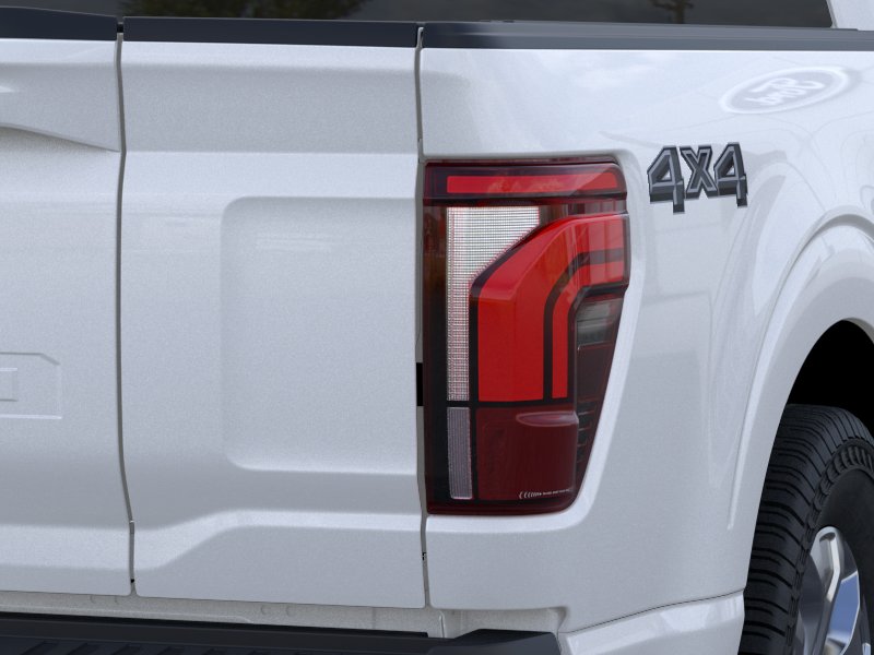 New 2026 Star White Metallic Tri-Coat Ford Platinum® image 43