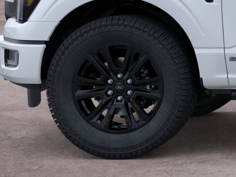 New 2026 Star White Metallic Tri-Coat Ford Platinum® image 33