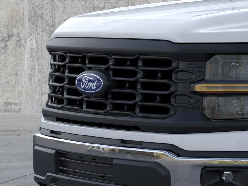 New 2026 Oxford White Ford XL image 17