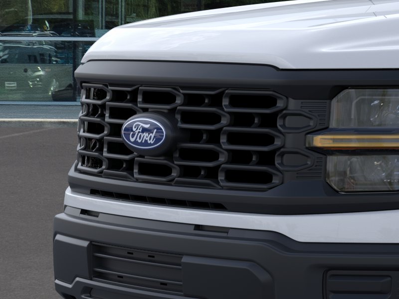New 2026 Oxford White Ford XL image 17