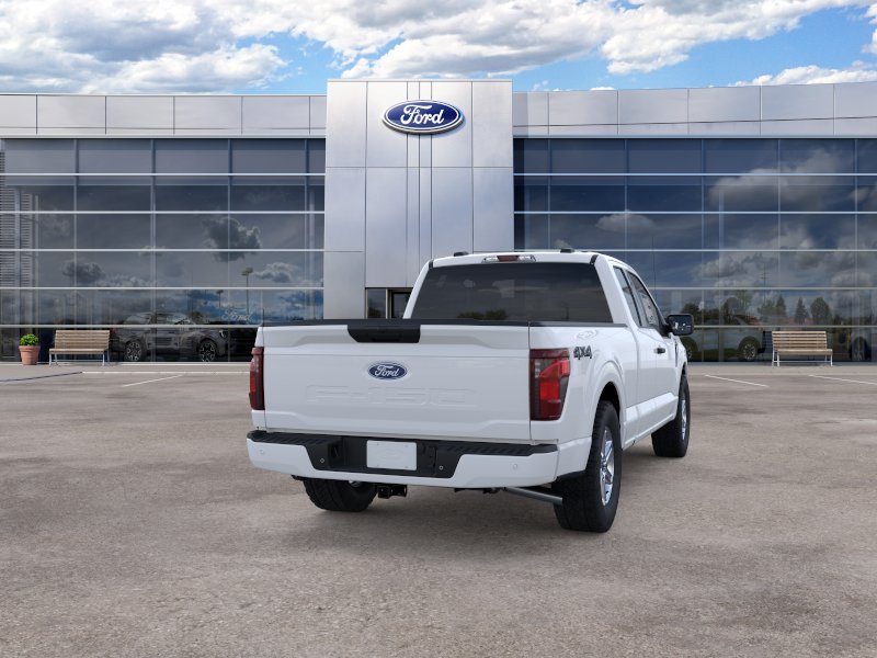 New 2026 Oxford White Ford XLT image 30