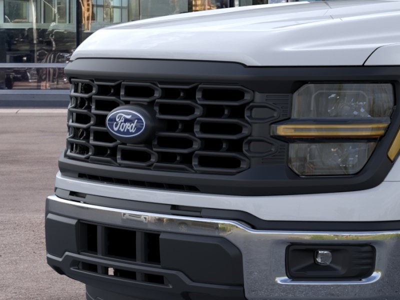 New 2026 Oxford White Ford XL image 47