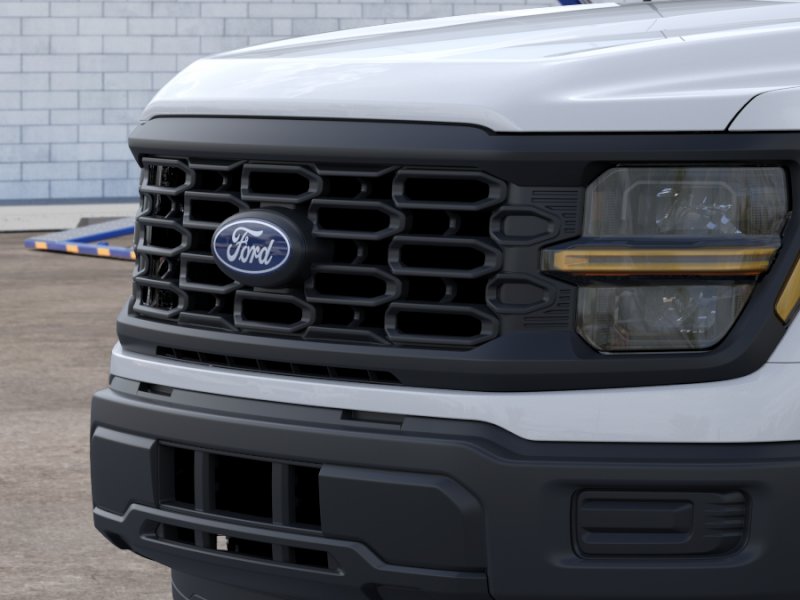 New 2026 Oxford White Ford XL image 17