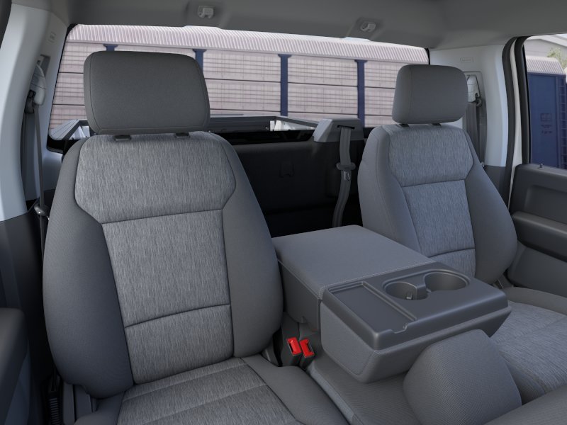 New 2026 Oxford White Ford XL image 32