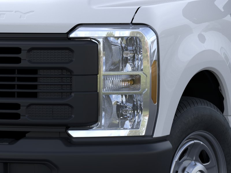 2025 Ford F-350 Super Duty XL - Photo 40