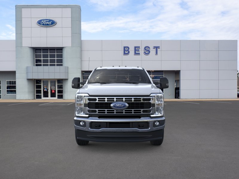 2025 Ford F-350 Super Duty XLT - Photo 6