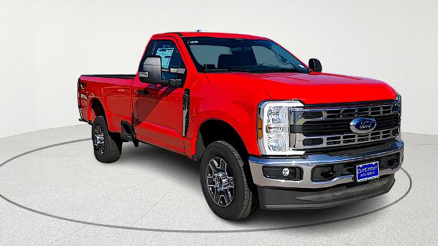 2025 Ford Super Duty F-350 SRW XLT