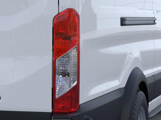 New 2026 Oxford White Ford  image 42