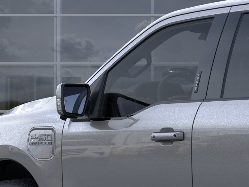 2022 Ford F-150 Lightning Lariat - Photo 20
