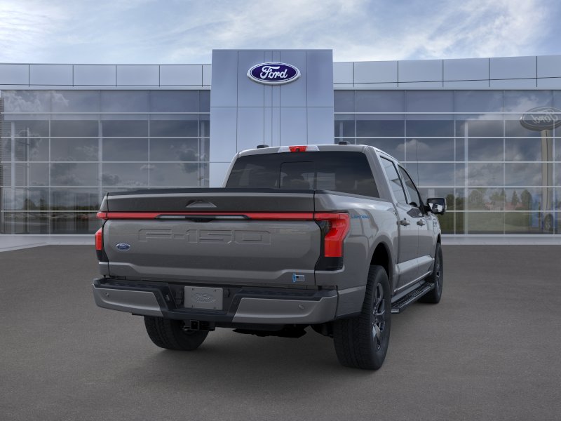 2022 Ford F-150 Lightning Lariat - Photo 8