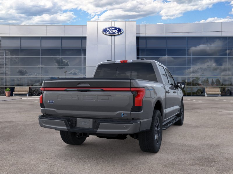 2022 Ford F-150 Lightning Lariat - Photo 8