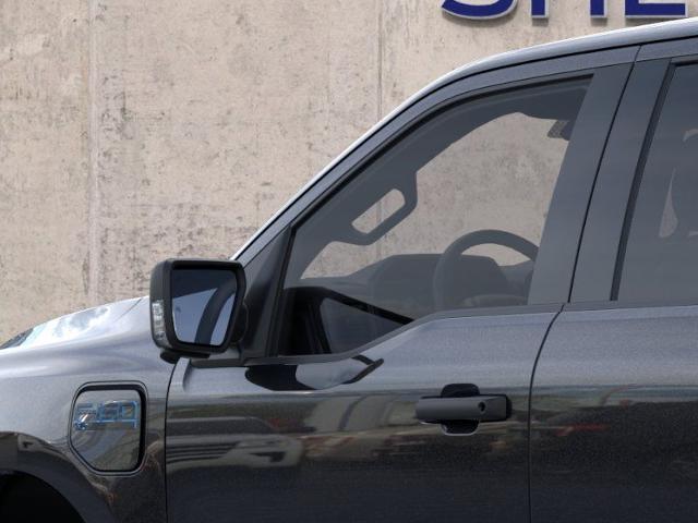 2025 Ford F-150 Lightning XLT - Photo 42