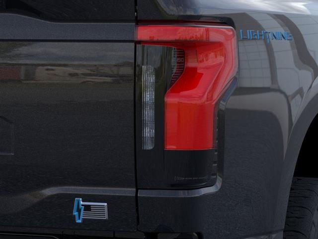 2025 Ford F-150 Lightning XLT - Photo 43