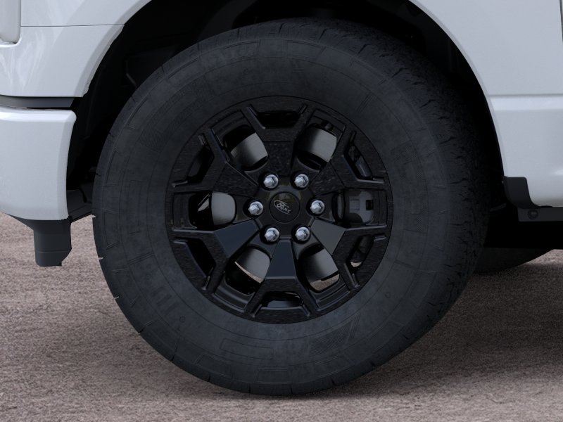 New 2025 Oxford White Ford XLT image 41