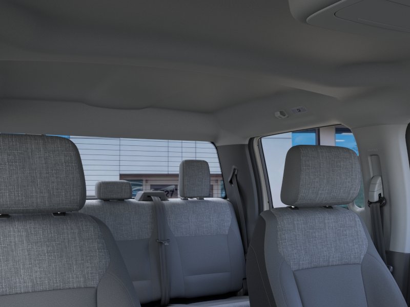 New 2025 Oxford White Ford XLT image 44