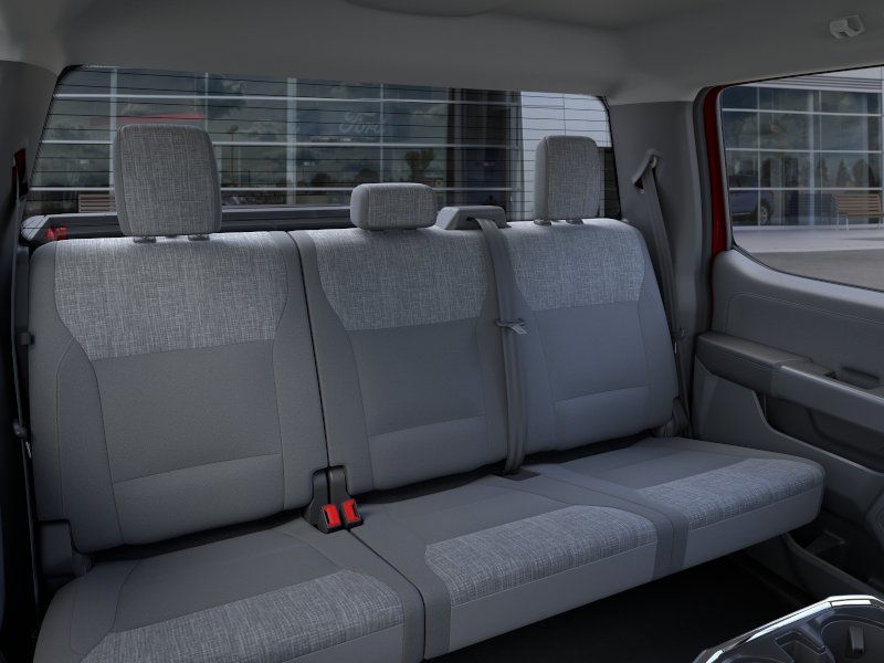 2025 Ford F-150 Lightning XLT - Photo 31