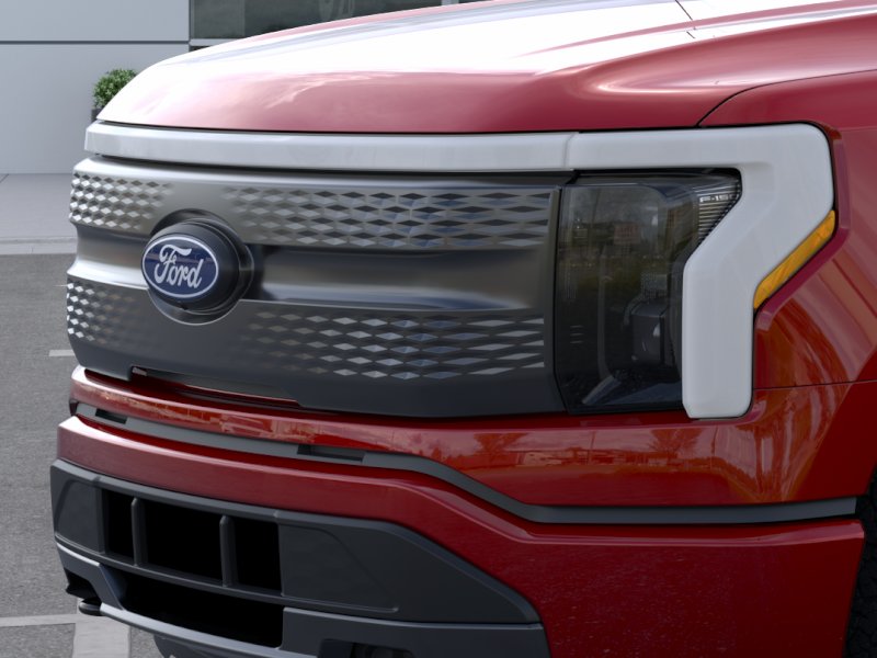 2025 Ford F-150 Lightning XLT - Photo 37