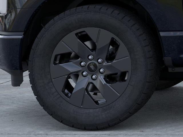 New 2025 Agate Black Metallic Ford Lariat image 41