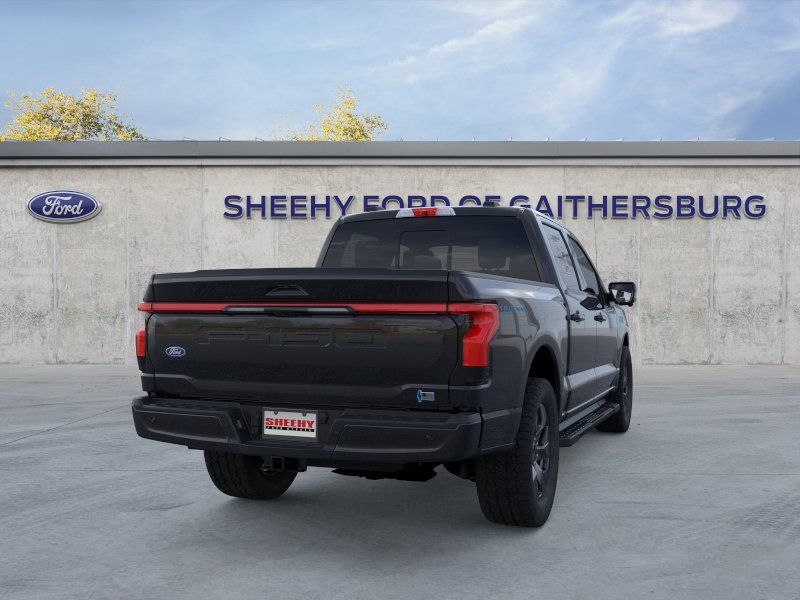 New 2025 Agate Black Metallic Ford Lariat image 30