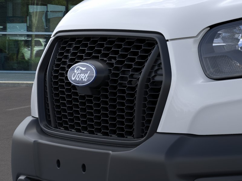 New 2026 Oxford White Ford Base image 38