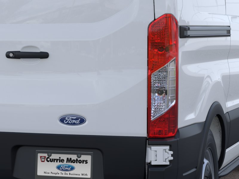 New 2026 Oxford White Ford Base image 21