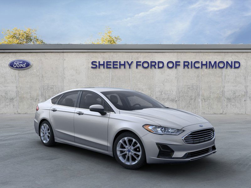 2020 Ford Fusion SE's photo