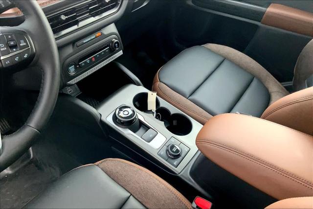 New 2026 Shadow Black Ford Outer Banks® image 29
