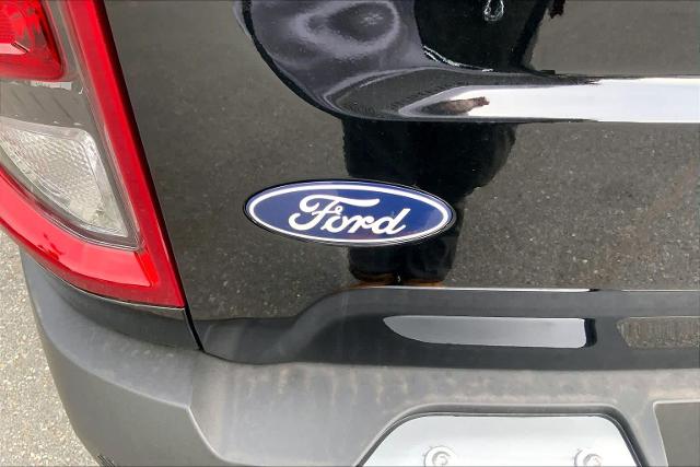 New 2026 Shadow Black Ford Outer Banks® image 25