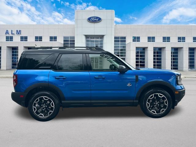 New 2026 Velocity Blue Metallic Ford Outer Banks® image 38