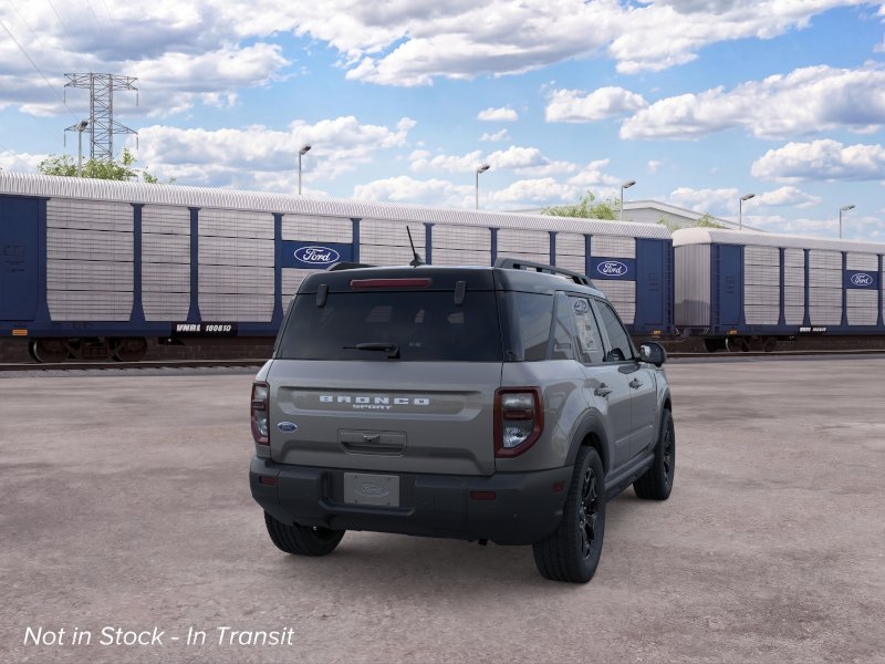 New 2026 Carbonized Gray Metallic Ford Outer Banks® image 31