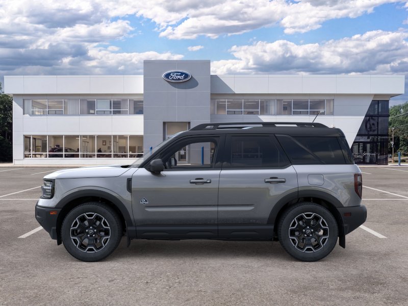 New 2025 Carbonized Gray Metallic Ford Outer Banks® image 26