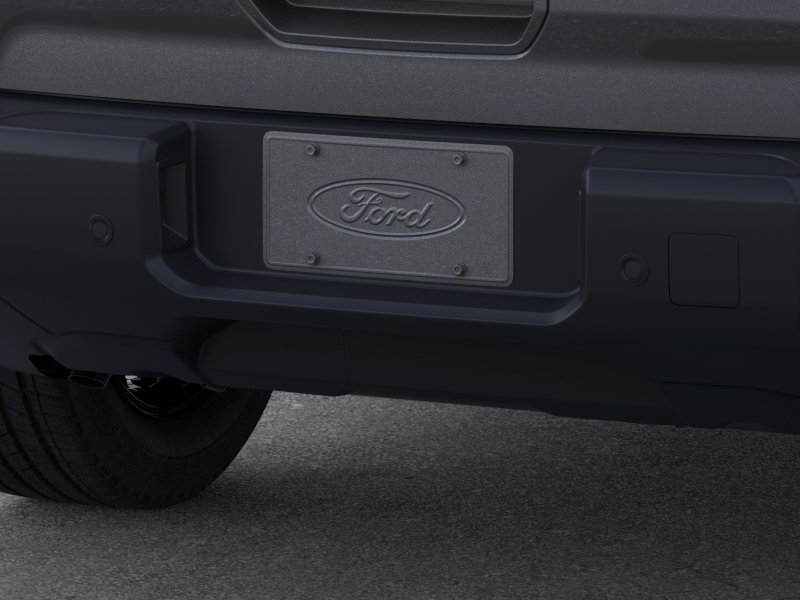 New 2025 Carbonized Gray Metallic Ford Outer Banks® image 46