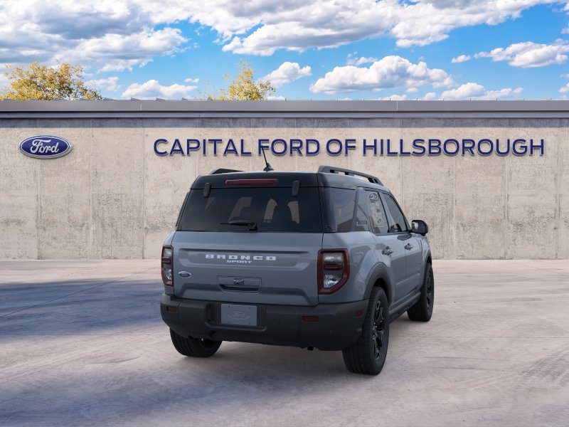 New 2026 Azure Gray Metallic Tri-Coat Ford Outer Banks® image 31
