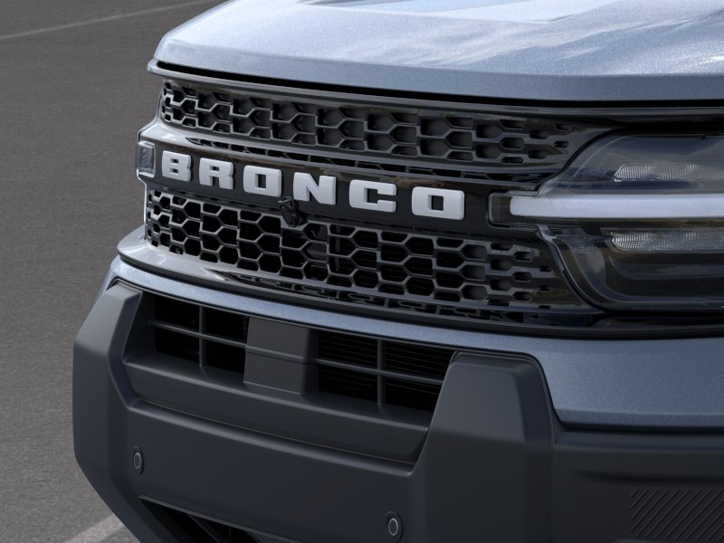 New 2025 Azure Gray Metallic Tri-Coat Ford Outer Banks image 40