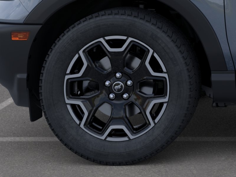 New 2025 Azure Gray Metallic Tri-Coat Ford Outer Banks image 42