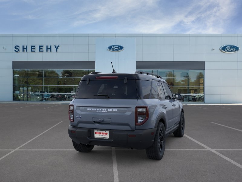New 2025 Azure Gray Metallic Tri-Coat Ford Outer Banks image 31